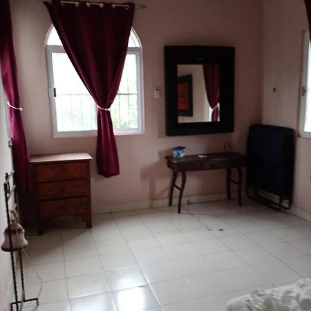Apartamento en planta alta, a pie de calle Cozumel Exterior foto